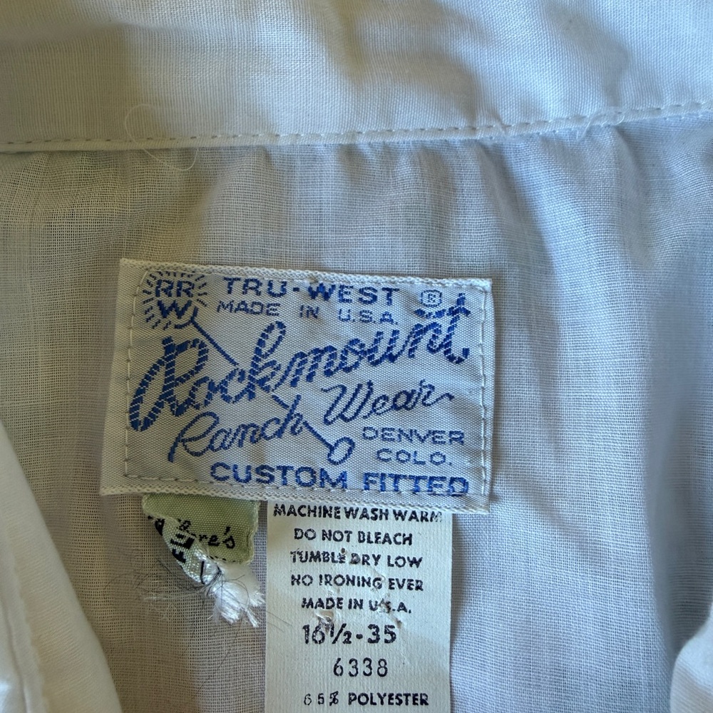 Rockmount Ranch Wear White Embroidered Floral Western Shirt - Picture 3 of 7